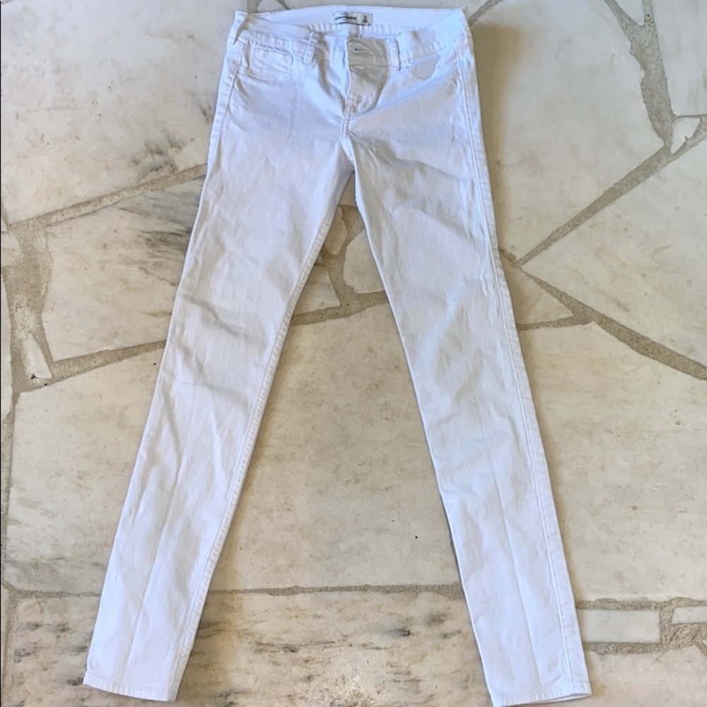NWOT. Abercrombie kids white jeans